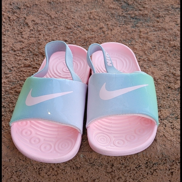 8c nike slides